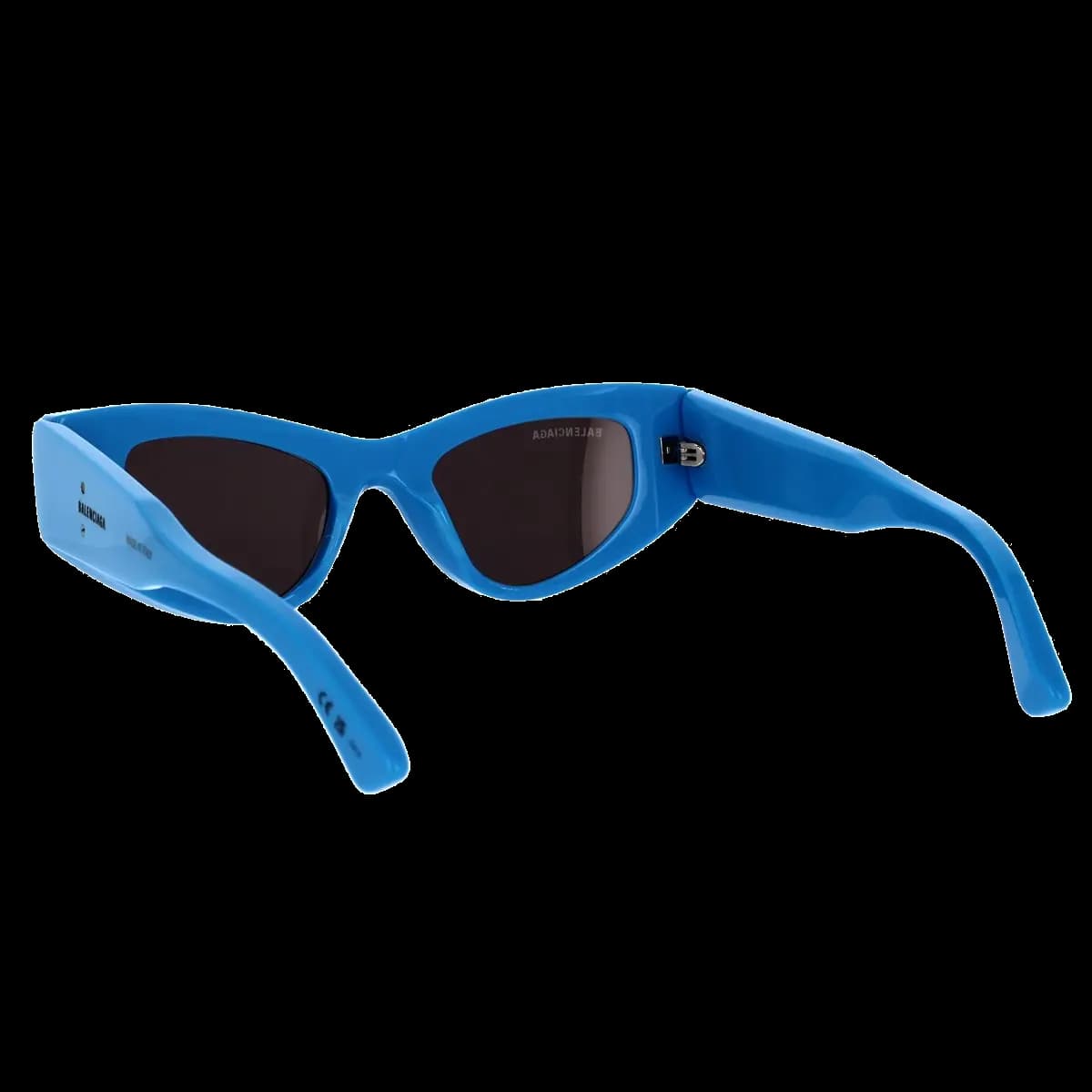 product-889652396545-3