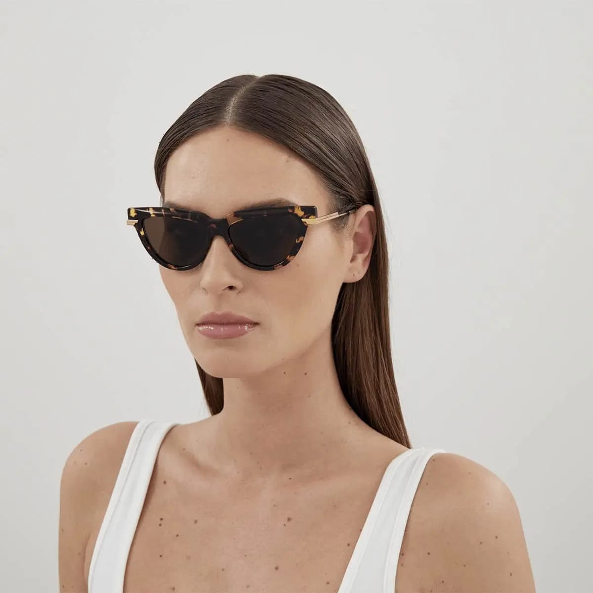 product-889652448107-3