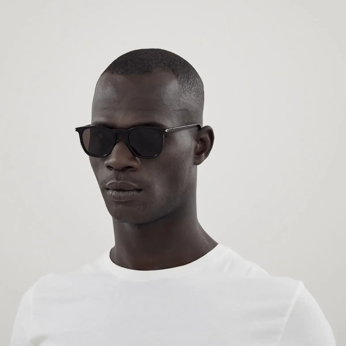 product-889652445823-3